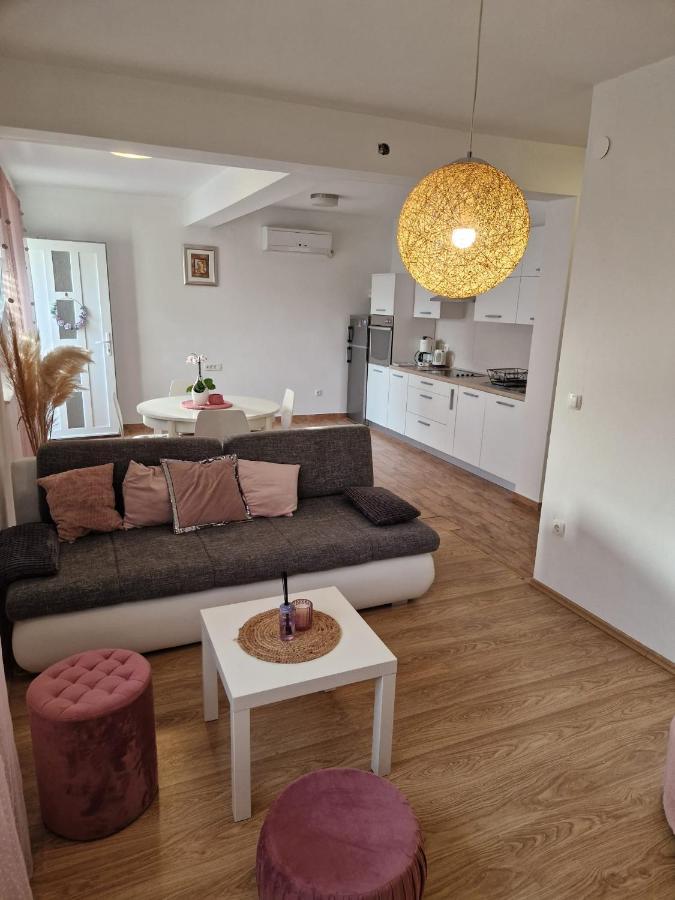 Dome Apartment *