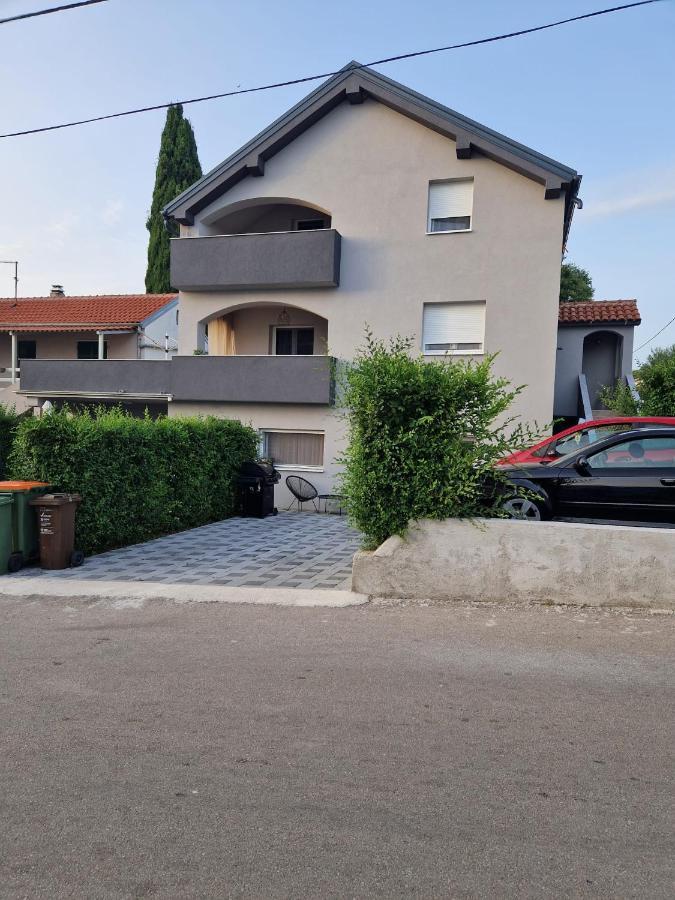 Dome Appartamento Biograd Na Moru